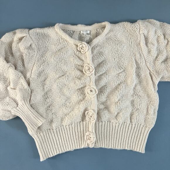 En Creme Flower Button Ivory Cardigan Knit Ballon Sleeve Cottagecore Sweater - Picture 5 of 7